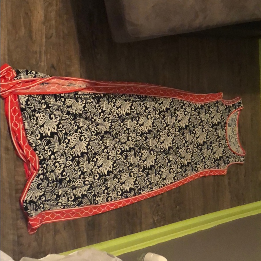 Max Studio xs long dress never worn.